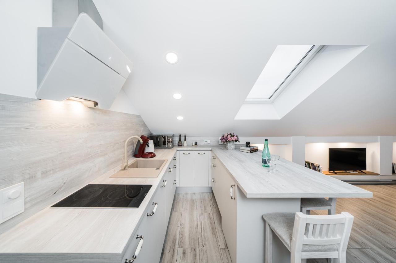 Knygu Namai Appartement Kaunas Buitenkant foto