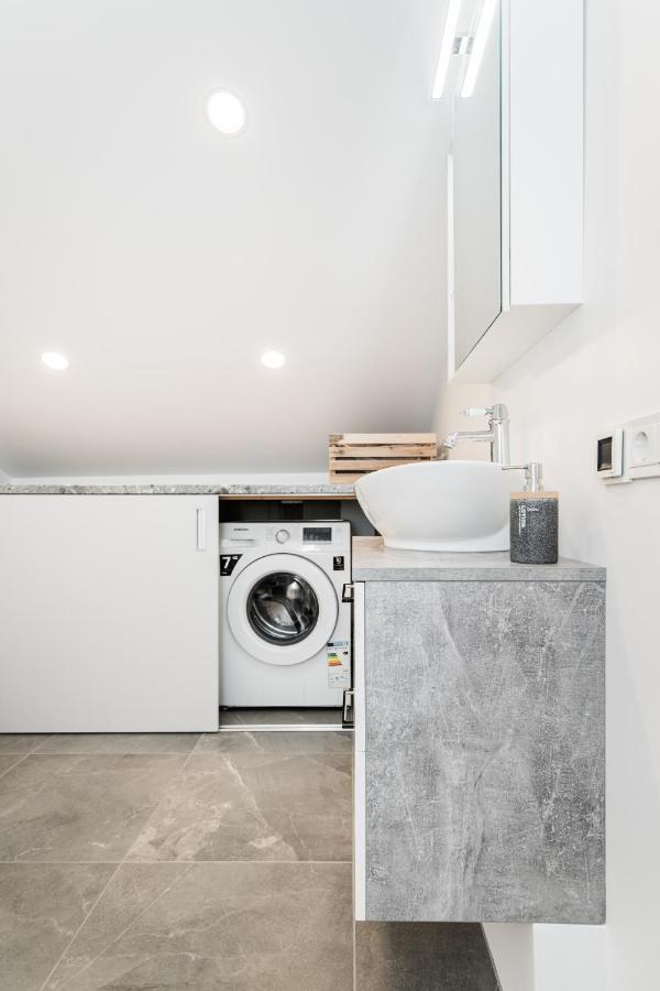 Knygu Namai Appartement Kaunas Buitenkant foto